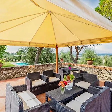 3 Bedroom Cozy Apartment In Ponte Alla Chiassa Ar * Chiassa Superiore