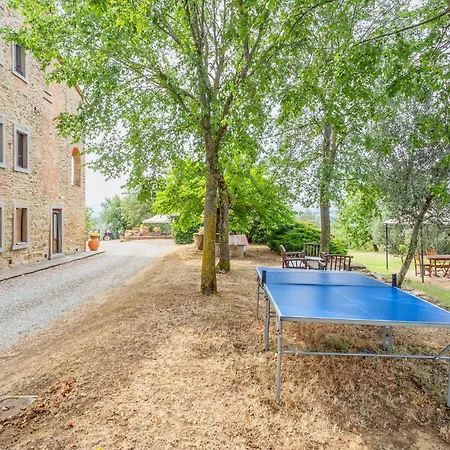 3 Bedroom Cozy Apartment In Ponte Alla Chiassa Ar *